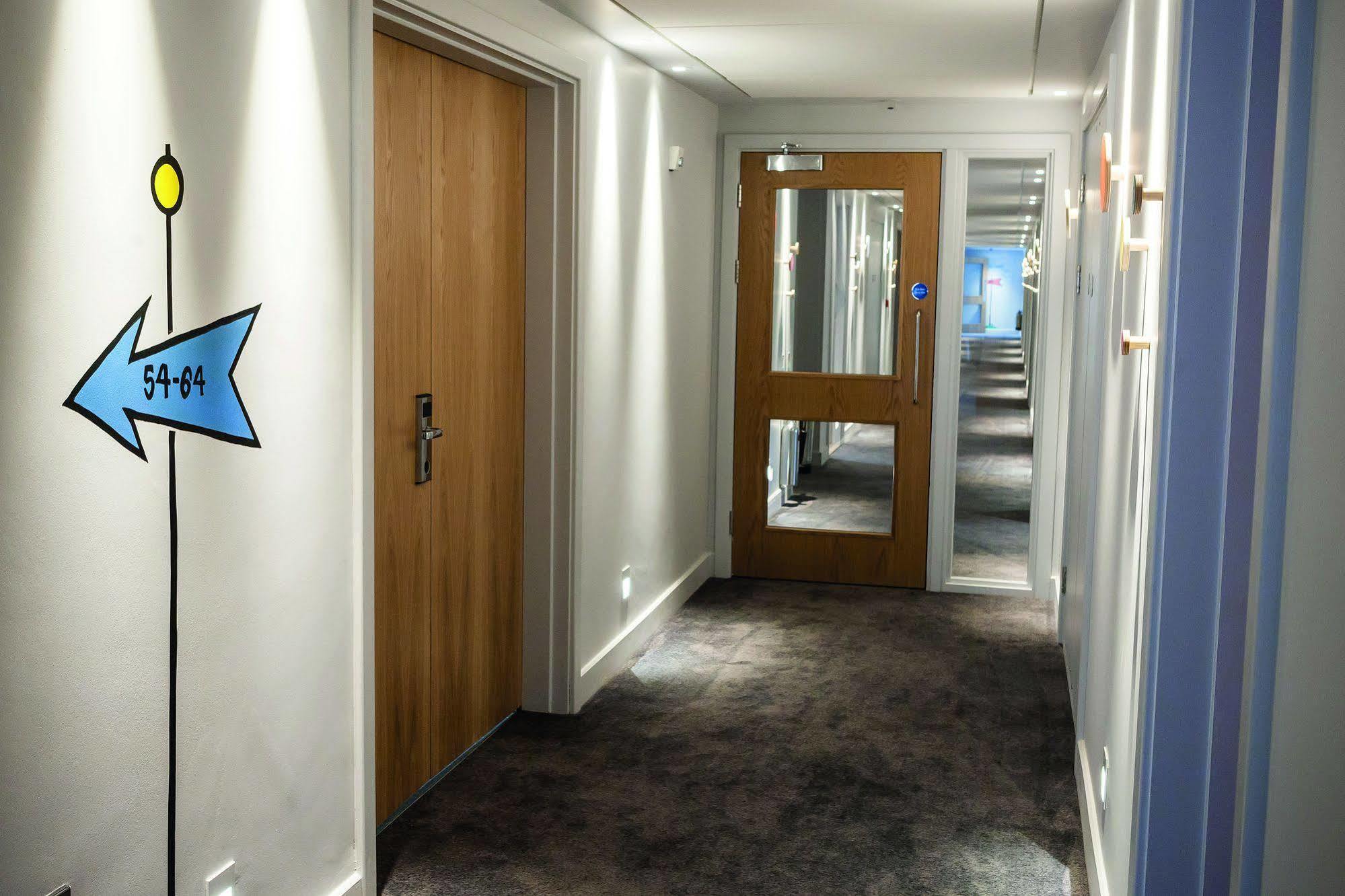 פיירהאם Lodge At Solent מראה חיצוני תמונה
